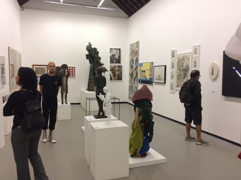 Obras da mostra Queermuseu foram acusadas de pedofilia, zoofilia e blasfêmia Obras da mostra Queermuseu foram acusadas de pedofilia, zoofilia e blasfêmia