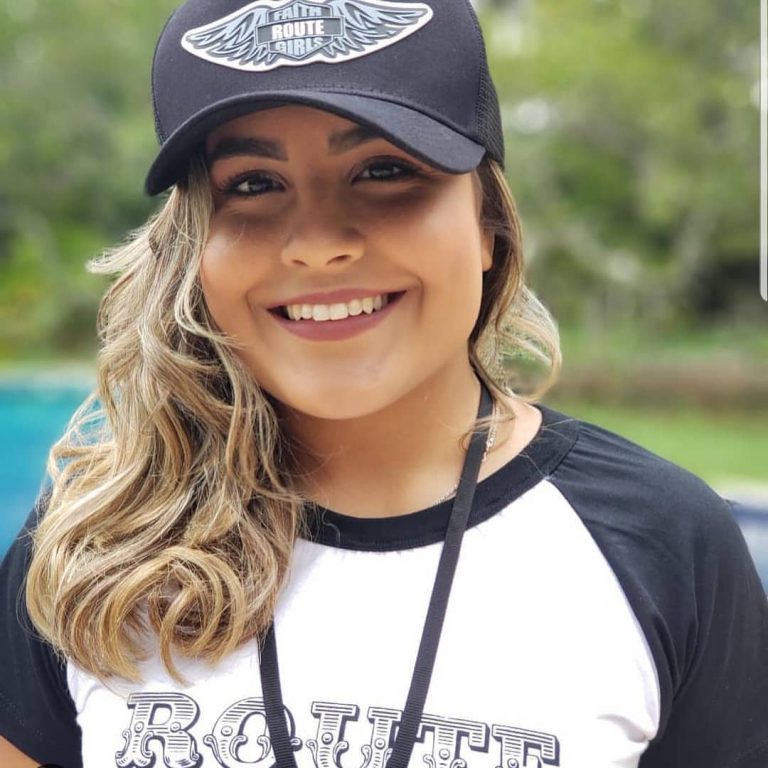 Perlla participa de retiro espiritual no Rio de Janeiro Perlla participa de retiro espiritual no Rio de Janeiro