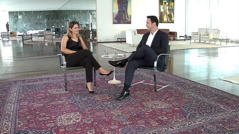 Michelle Bolsonaro em entrevista ao Domingo Espetacular Michelle Bolsonaro em entrevista ao Domingo Espetacular