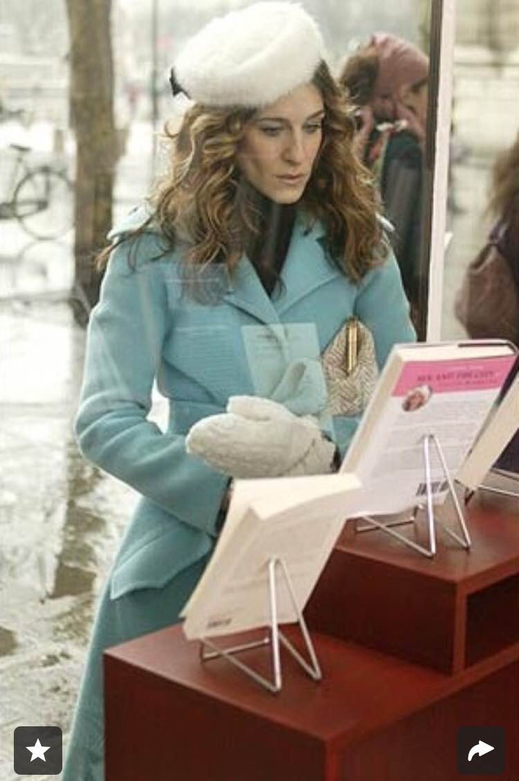 O magnífico estilo de Carrie em Sex in the City O magnífico estilo de Carrie em Sex in the City