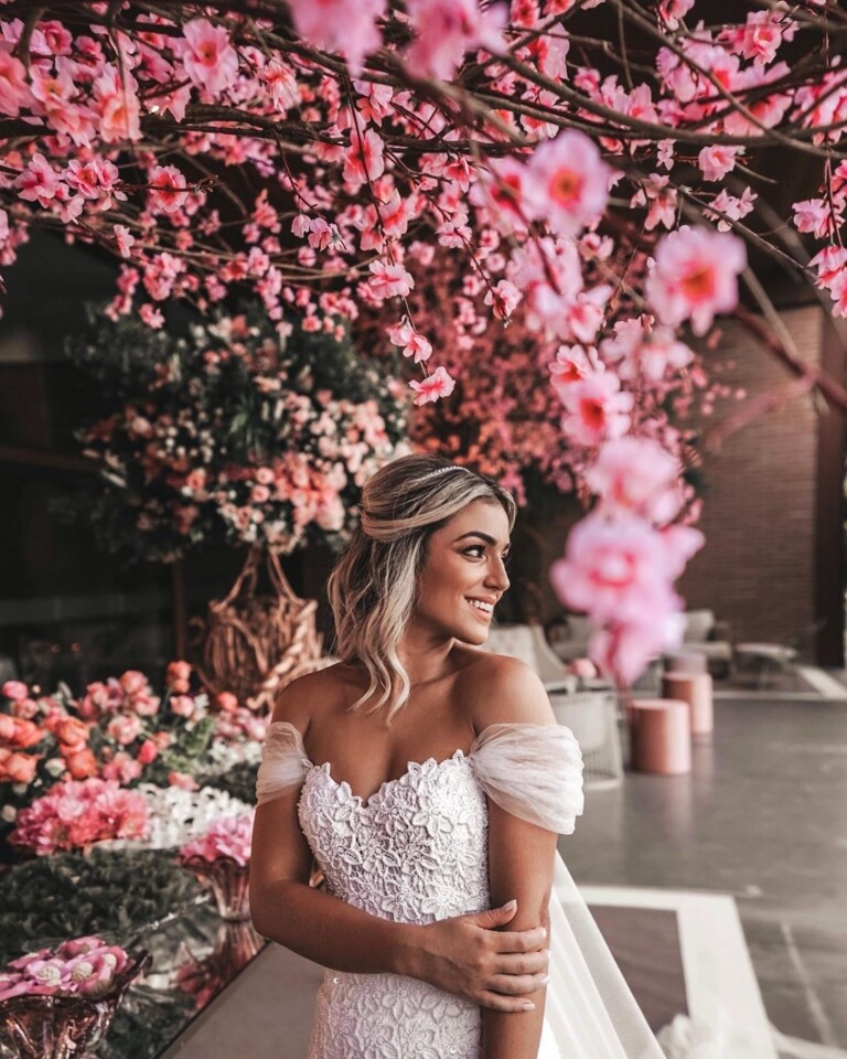 O vestido dos sonhos de Thainá Fernandes, noiva de Mumuzinho O vestido dos sonhos de Thainá Fernandes, noiva de Mumuzinho