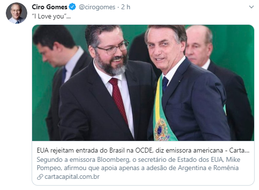 Esquerda é criticada por Esquerda é criticada por
