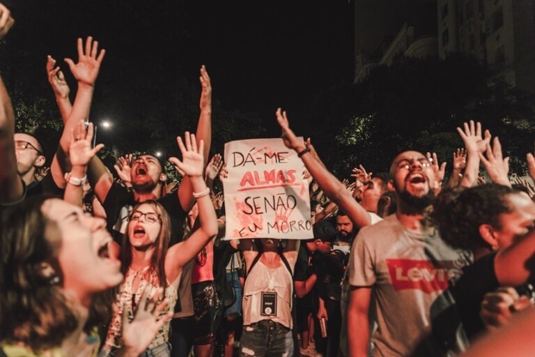 Céu na Terra Movement reúne 5 mil pessoas no Rio de Janeiro Céu na Terra Movement reúne 5 mil pessoas no Rio de Janeiro