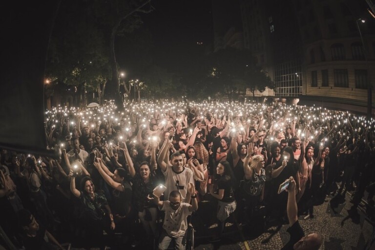 Céu na Terra Movement reúne 5 mil pessoas no Rio de Janeiro Céu na Terra Movement reúne 5 mil pessoas no Rio de Janeiro