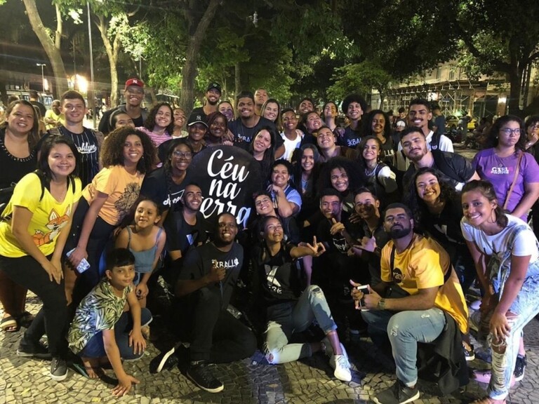 Céu na Terra Movement reúne 5 mil pessoas no Rio de Janeiro Céu na Terra Movement reúne 5 mil pessoas no Rio de Janeiro