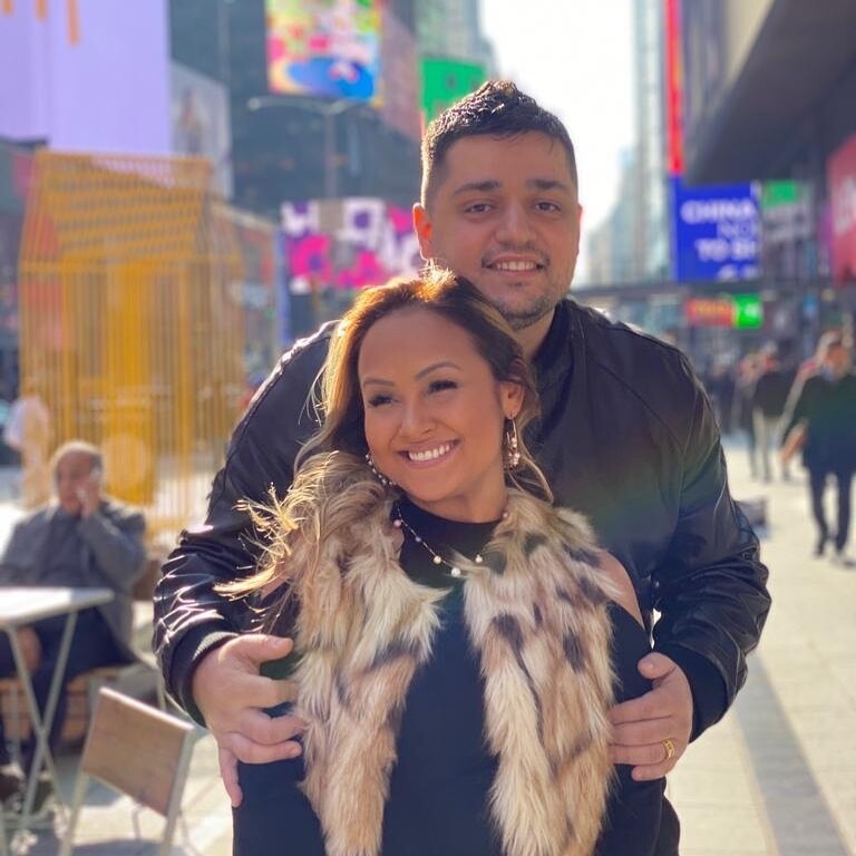 Bruna Karla e o marido fazem passeio por Nova Iorque Bruna Karla e o marido fazem passeio por Nova Iorque