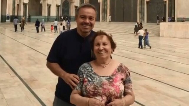 Apresentador tem três filhos, esposa e mãe, de 90 anos Apresentador tem três filhos, esposa e mãe, de 90 anos