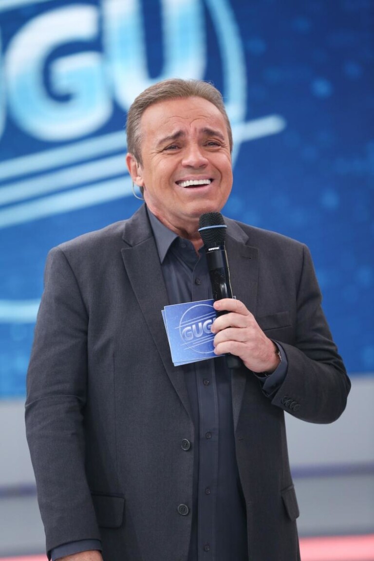 Gugu Liberato estava há 10 anos na Record TV. Emissora divulgou nota lamentando a morte do apresentador Gugu Liberato estava há 10 anos na Record TV. Emissora divulgou nota lamentando a morte do apresentador