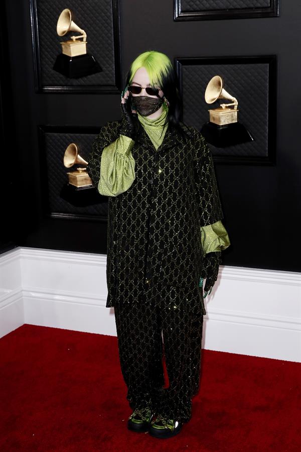 Billie Eilish venceu todas as categorias às quais foi indicada Billie Eilish venceu todas as categorias às quais foi indicada
