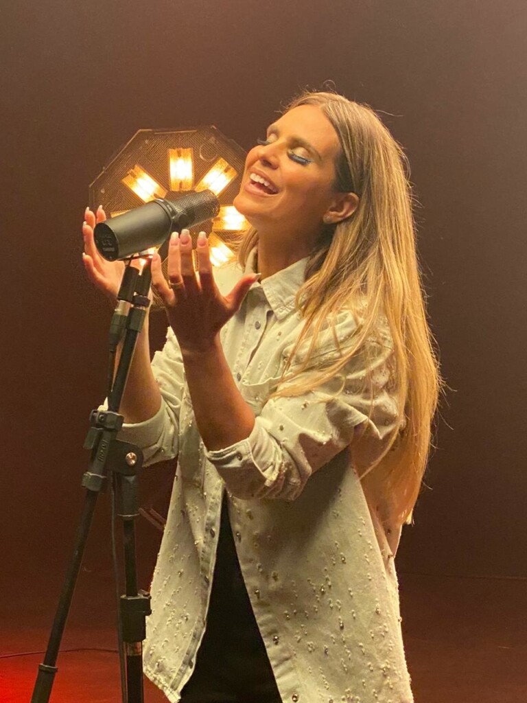 Paraíso no Deserto teve participação de Aline Barros Paraíso no Deserto teve participação de Aline Barros