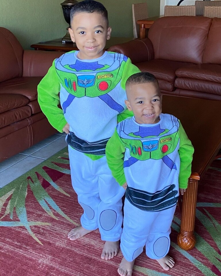 Josué e Joabe em momentos com a família Josué e Joabe em momentos com a família