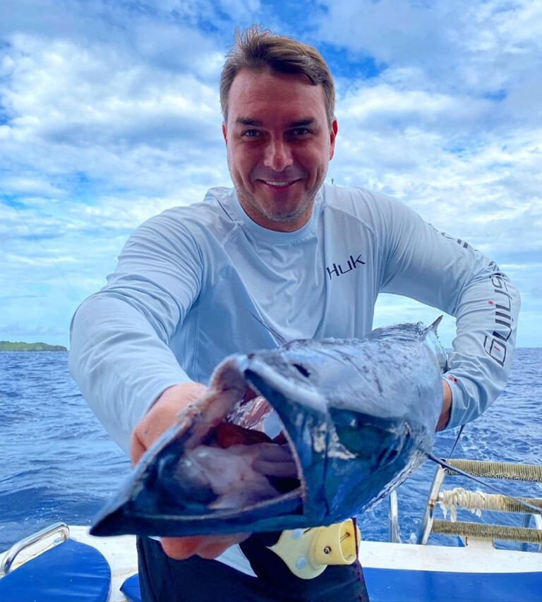Flávio Bolsonaro e família curtem Fernando de Noronha Flávio Bolsonaro e família curtem Fernando de Noronha