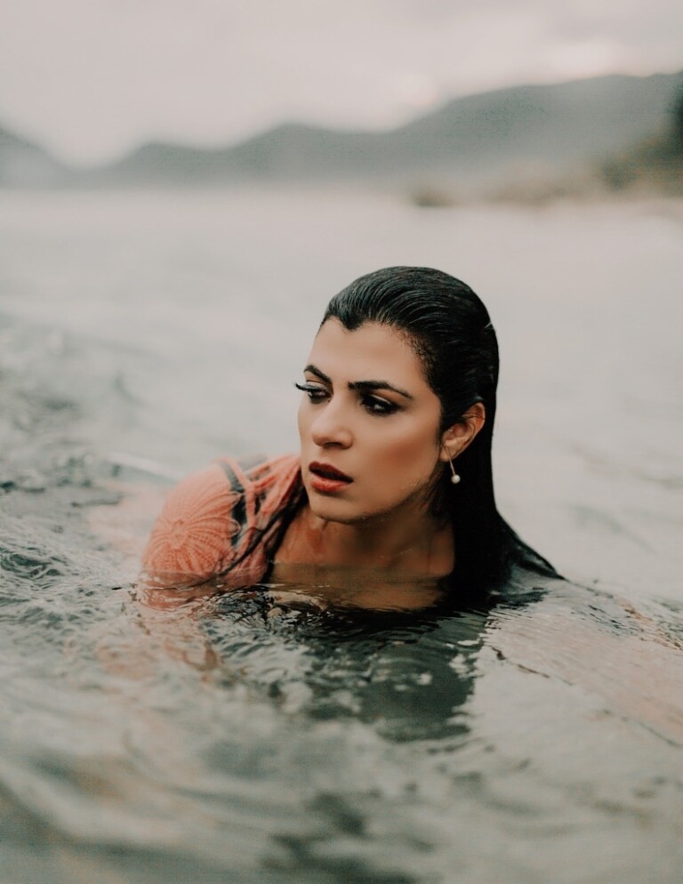 Fernanda Brum lança o EP Águas Profundas pela MK Music Fernanda Brum lança o EP Águas Profundas pela MK Music