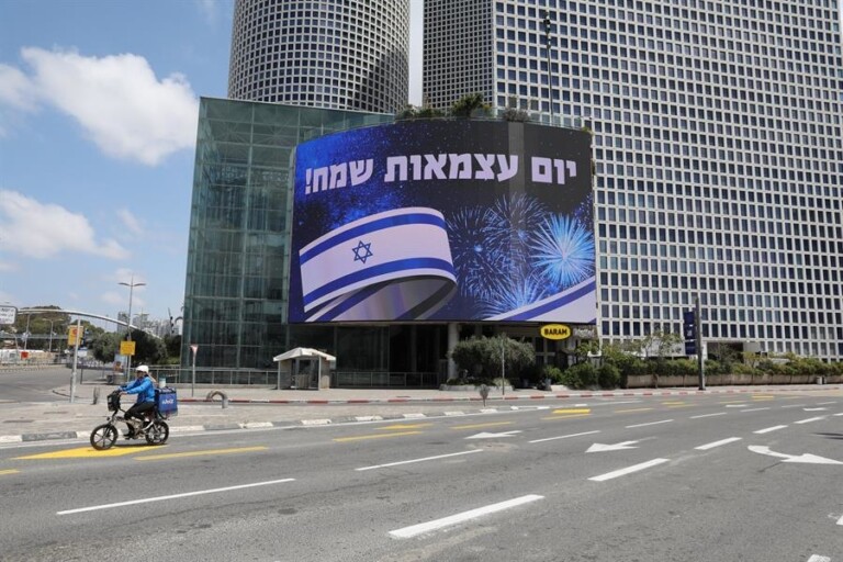 Israelenses celebram Dia da Independência