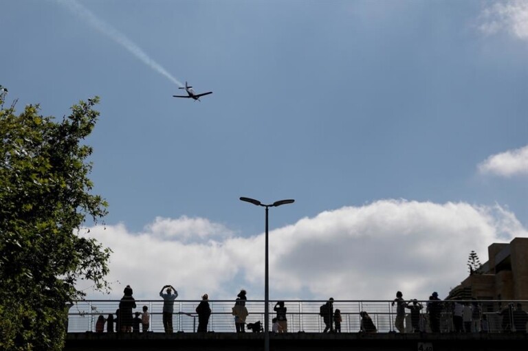 Israelenses celebram Dia da Independência